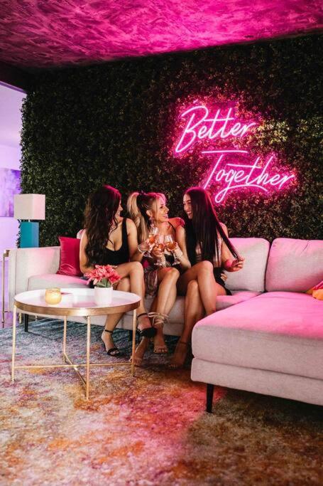 Love Oasis By Scottsdale Beach Club - New Экстерьер фото